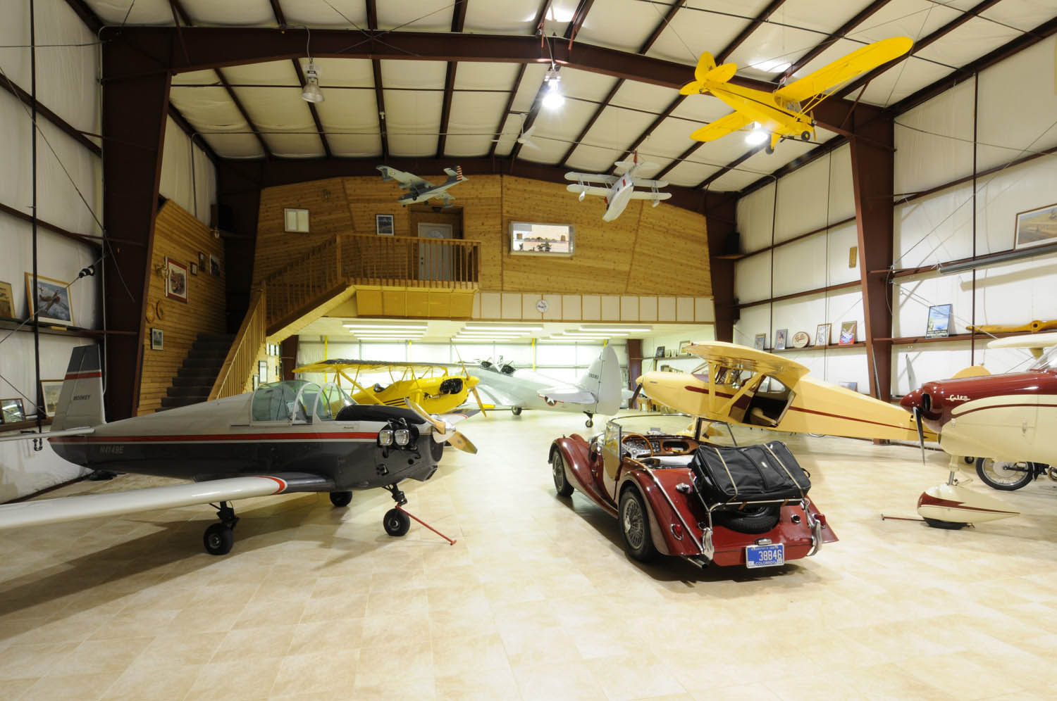 R & M Steel Metal building home hangars